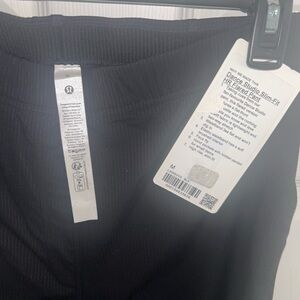 Lululemon Dance Studio Slim-Fit HR Flared Pant - Black medium. NWT